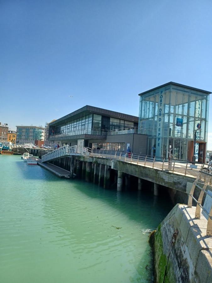 Bleu D'Arques Appartement Lumineux Et Calme Dieppe Esterno foto