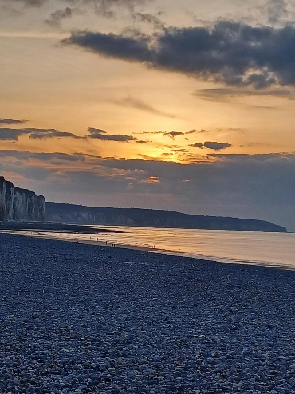 Bleu D'Arques Appartement Lumineux Et Calme Dieppe Esterno foto